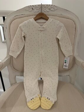 🐝 9 Mth Ivory~Cream and Yellow 100% Cotton Bee Print One-Piece Footie NWT